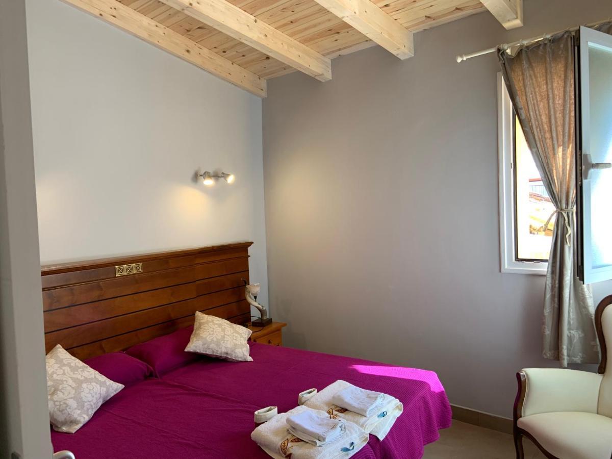 Agradable Casa Con Chimenea Y Patio Totalmente Privado